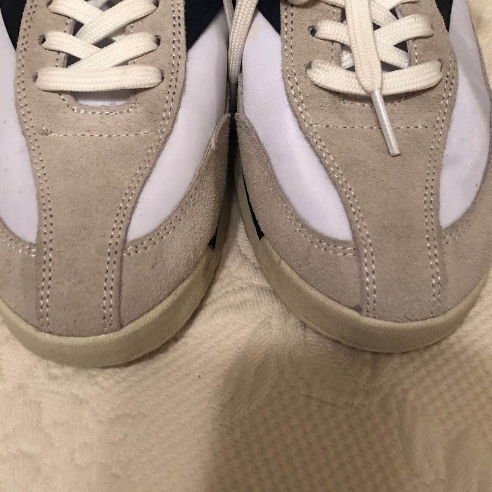Tretorn Rawlins  White and Tan with Navy Blue accent Womens sneakers. - Picture 4 of 7